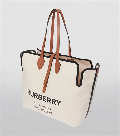 burberry belt tote bag